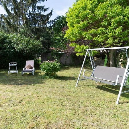 Les Pieds Dans L Herbe Meilhaud Exteriör bild